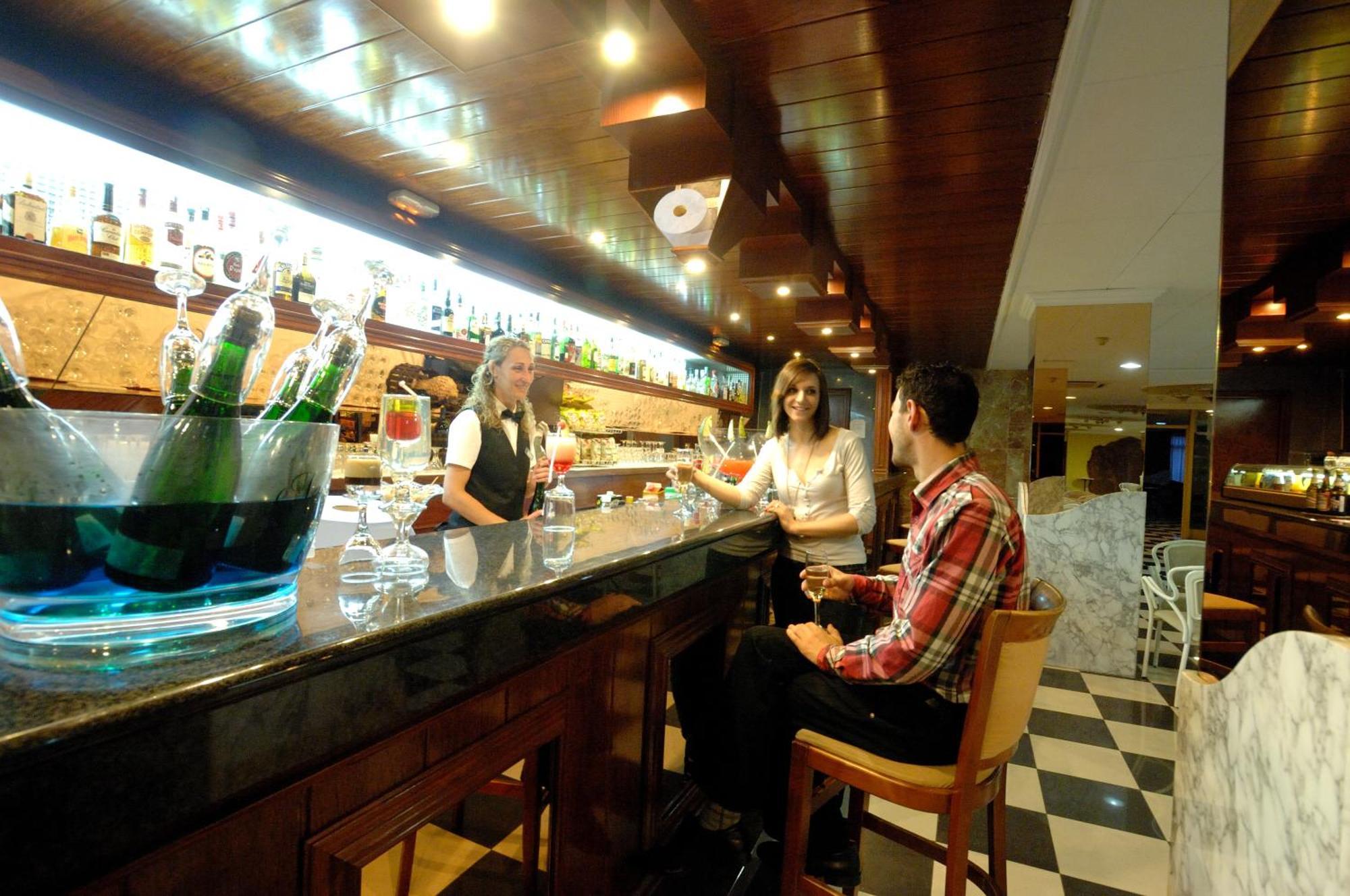 圣莫妮卡海滩酒店 萨洛 外观 照片
